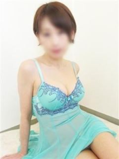 あけみ先生（40歳）