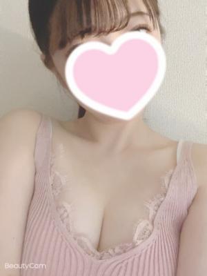 高花　れいら（22歳） 大阪出張性感エステ　マイドリーム