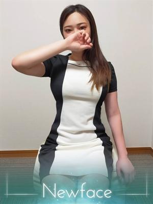 遠山のえ(27歳) 王朝流混浴エステ アロママーメイド
