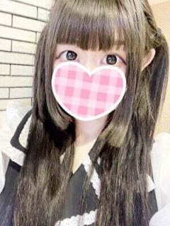 ゆい（18歳）