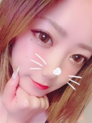 はる（25歳） ハンドリング那覇　亀頭責め専門店