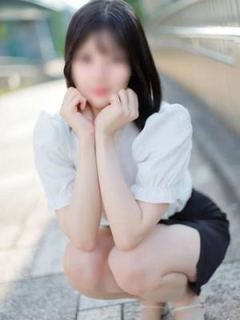 白泉ゆりあ（20歳）