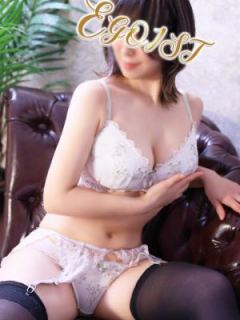 月島　あきな（28歳）