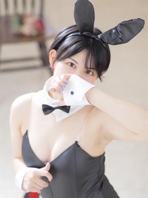 ゆい（24歳） ハンドリング那覇　亀頭責め専門店