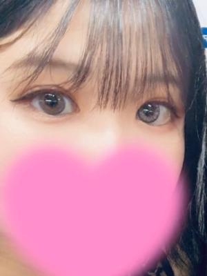 なみ（25歳） ハンドリング那覇　亀頭責め専門店