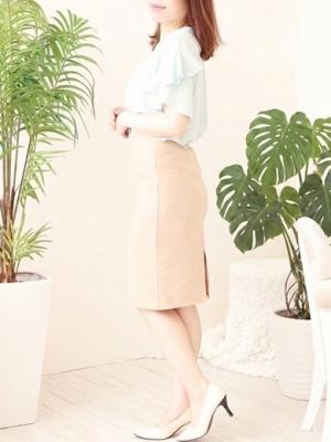 黒木真由美(28歳) アロマガーデン東京