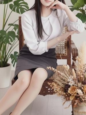 鈴木あやね（24歳） アロマガーデン東京