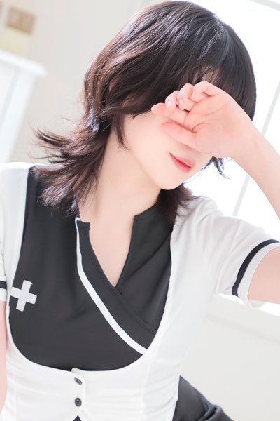 えな（24歳） 東京メンズボディクリニック　TMBC
