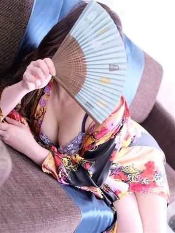 うる（27歳） 浜松回春性感マッサージ俱楽部