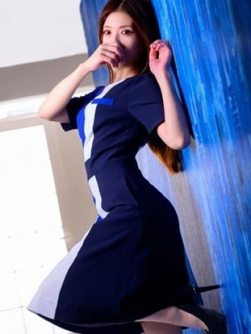 朝戸めいさ(28歳) Mrs.Dandy