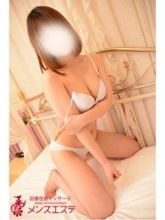 小鳥遊　伊織（20歳）