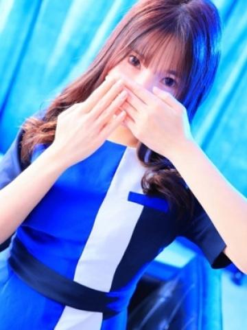 卯月もか(25歳) Mrs.Dandy