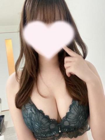 果藤 ななみ(20歳) コンフォート
