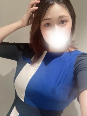 道枝こはく（21歳） Mrs.Dandy