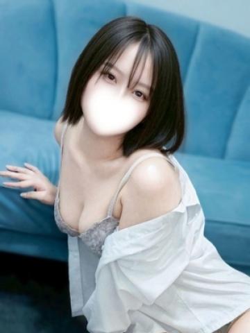 有田 ひな(26歳) コンフォート