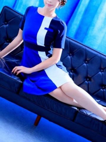 朝比奈しのぶ(32歳) Mrs.Dandy