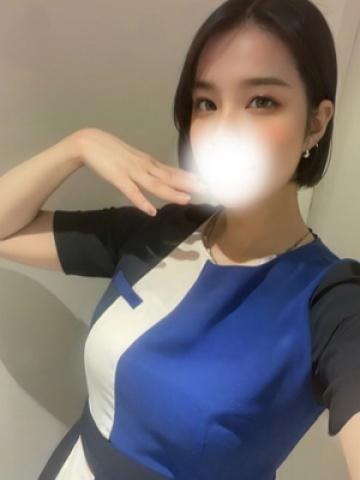 滝沢うみ(30歳) Mrs.Dandy