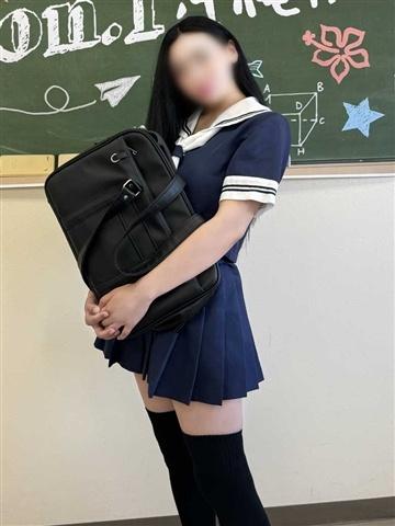 りん(23歳) レッスンワン沖縄校