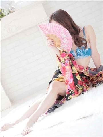 にいな（20歳） 浜松回春性感マッサージ俱楽部