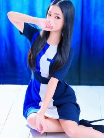 藍谷れいか(27歳) Mrs.Dandy