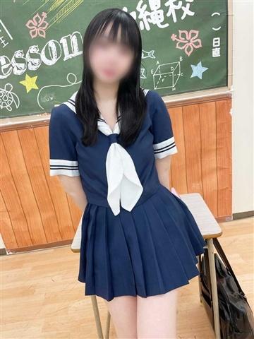ゆあ（18歳） レッスンワン沖縄校