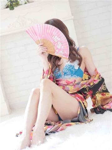 にいな（20歳） 浜松回春性感マッサージ俱楽部