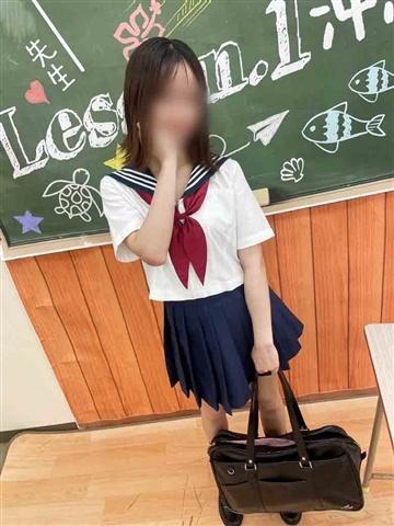らな(19歳) レッスンワン沖縄校