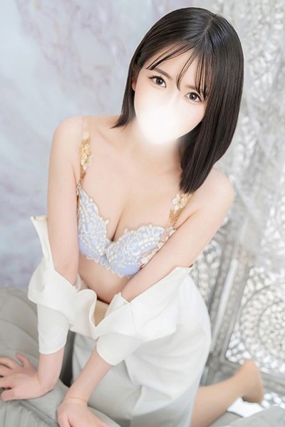 夏目ひかる（26歳） 池袋㊙エステ～フル勃起～